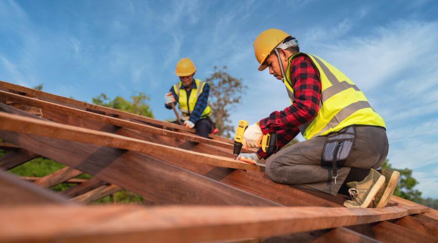 Professional Flat Roofing Installation services in Weyerhaeuser, WI